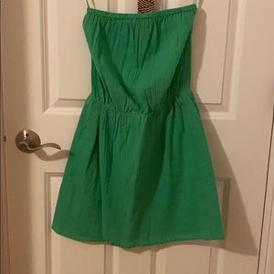 Strapless green linen dress